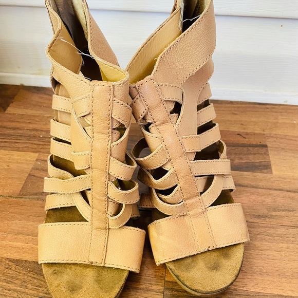 Barely used like new - Picture 3 of 4